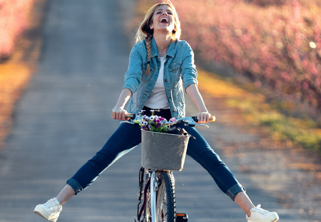 Kick Your Hip And Knee Pain Away With Physical Therapy