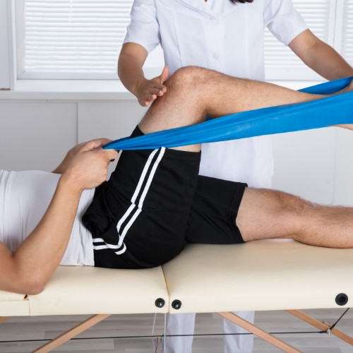 knee-pain-relief-MMA-&-Sports-Rehab-Arlington-VA