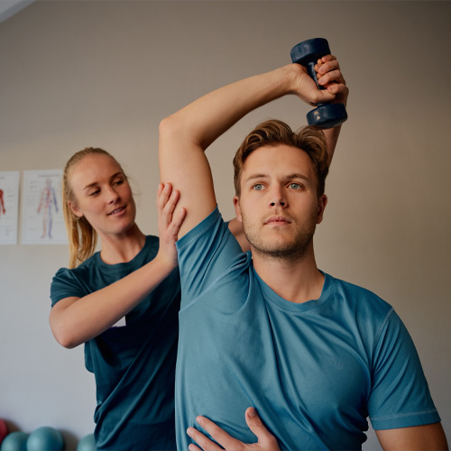 How Physical Therapy Can Help You Get Ready For Fall Sports